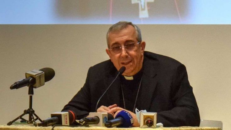 Lavoro, l'allarme dell'arcivescovo di Bari: "C'è il rischio di una vera bomba sociale"