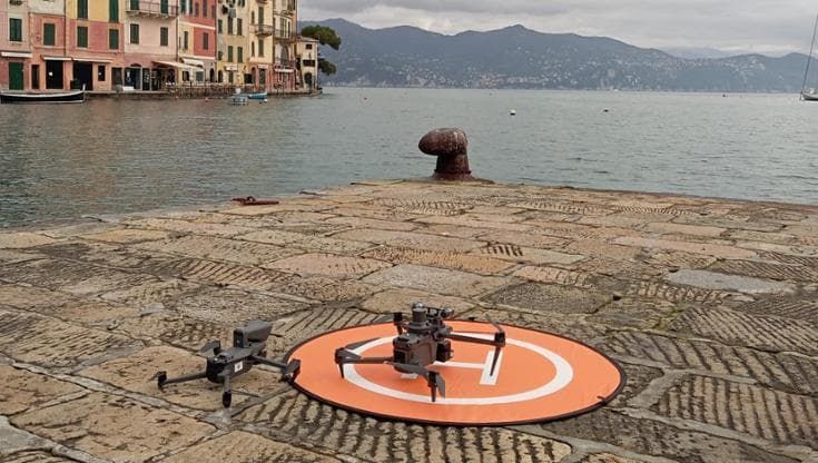 A Portofino arriva il vigile-drone per contare i turisti e soccorrere le barche in avaria