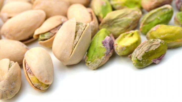 Perché è giusto adottare un pistacchio e una mucca
