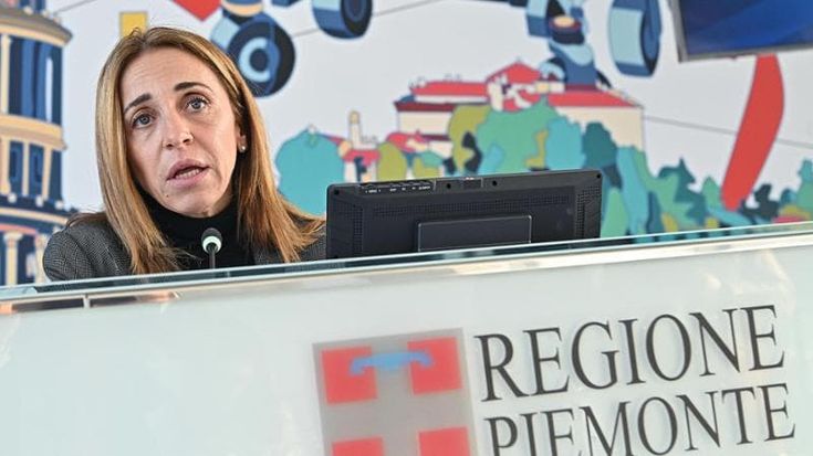 Le opposizioni: “Chiorino si dimetta o sarà battaglia a oltranza”. Ma lei studia il contrattacco