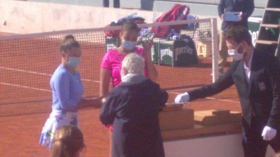 Tennis, Roland Garros: Eleonora Alvisi e Lisa Pigato vincono il doppio juniores