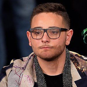 "Svegliatevi": rap e melodia, il canto ribelle di Rocco Hunt