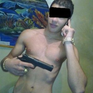 Pescara, sgominata baby gang: botte, rapine e poi il selfie