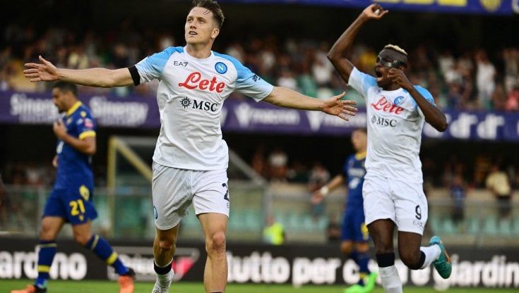 Verona-Napoli 2-5: Osimhen e Kvaratskhelia segnano all'esordio