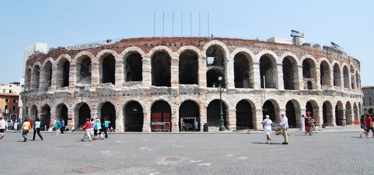 Arena di Verona, trovato l'accordo che salva la stagione