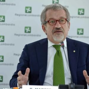 Migranti, Maroni a prefetti: "Stop assegnazioni". Lega prepara lista proscrizione