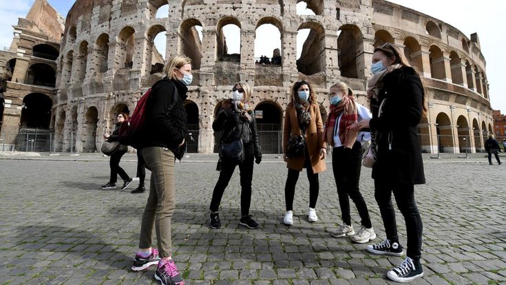 Coronavirus,  quando la scena si spopola per un nemico invisibile