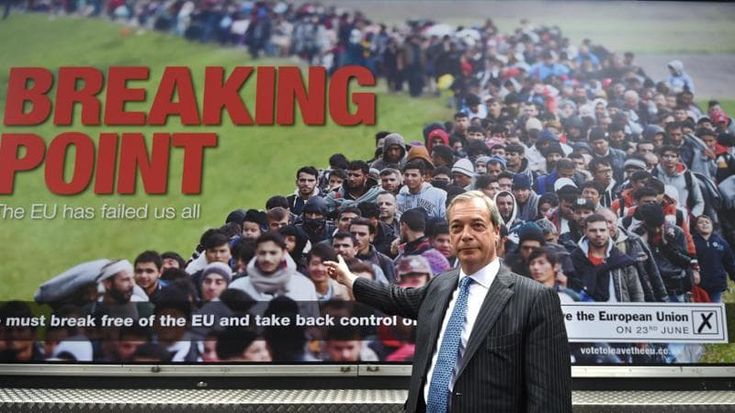 Donazioni cripto milionarie e cinque immobili dopo la Brexit: gli affari controversi di Nigel Farage