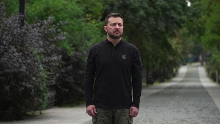 Ucraina, Zelensky commemora le vittime dei massacri nazisti a Kiev