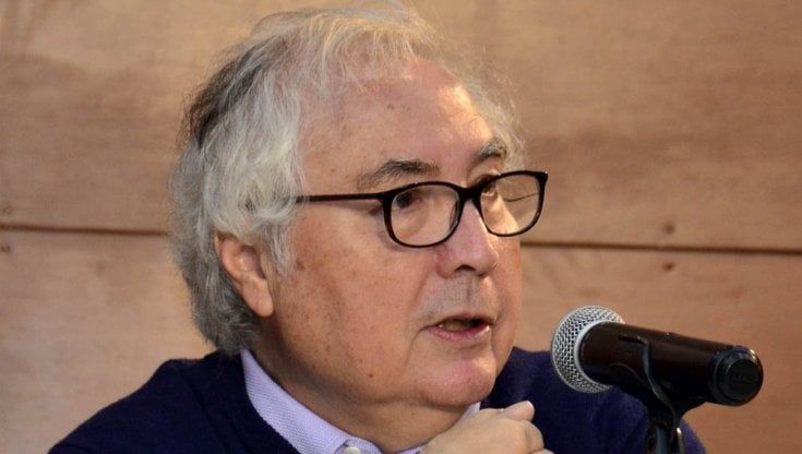 Il sociologo Castells: "Costruiamo il futuro senza avere nostalgia del mondo di ieri"