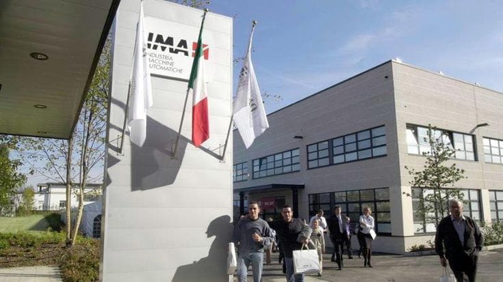 Ima, l’influencer Gianluca Vacchi sta per vendere il suo 13% che vale oltre 600 milioni