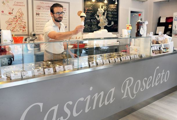 Gelateria contadina, il latte è più buono con le mucche felici
