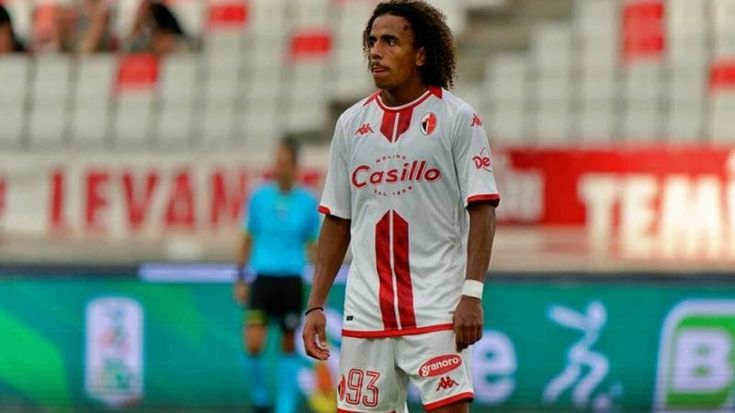 Insulti razzisti a Dorval, la Cremonese smentisce. Ma il calciatore del Bari: “Non starò mai zitto”