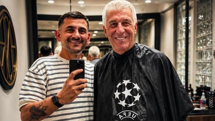 Roma, Gasperini cambia look prima del ritiro estivo: taglio di capelli da Champions