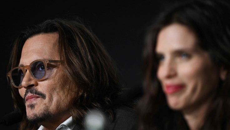 Johnny Depp: "L'America mi boicotta, ma io non penso più a Hollywood. Ritorno? Non me ne sono mai andato"