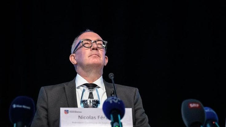 Crans-Montana, il sindaco Nicolas Féraud: “Mi porterò un fardello a vita ma non mi dimetto”