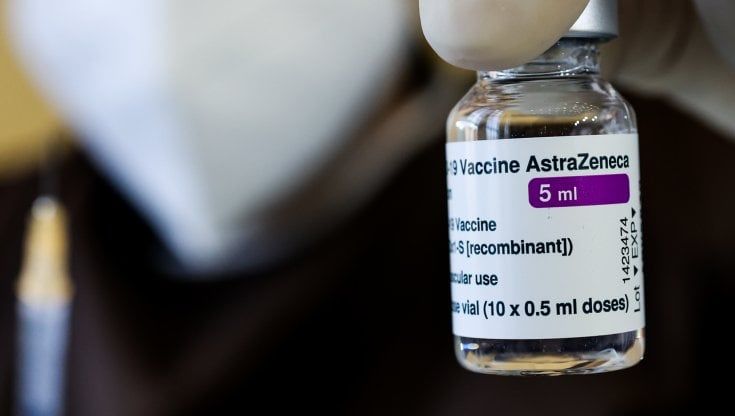 Vaccino AstraZeneca riparte, tra oggi e domani convocati i 1200 torinesi a cui era saltato l'appuntamento