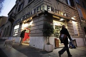 Mazzette per falsi controlli<br />"Concussione, processo per 4 vigili"