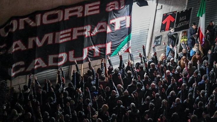Fratelli d’Italia vota contro la rimozione della croce celtica di Acca Larentia. Forza Italia e Lega assenti