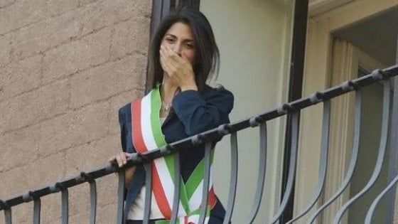 "Romano e, se possibile, bravo". L'identikit del prossimo sindaco di Roma tracciato da Enrico Letta che si tira fuori