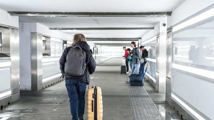 La rivolta del ceto medio schiacciato da inflazione e tasse: “Trascurato dalla politica, ora sostenere pensioni e stipendi”