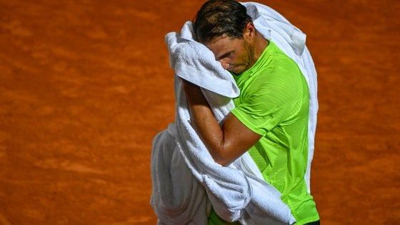 Tennis, Internazionali: Nadal eliminato da Schwartzman. Fuori anche Berrettini. In semifinale Djokovic, ma che fatica