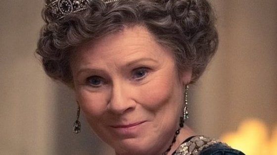 Imelda Staunton sarà Elisabetta II in 'The Crown 5': "La regina? Incontrata a teatro"