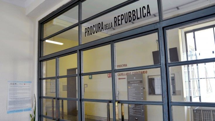 Procura di Milano, nuove regole per le informazioni sulle indagini in corso: solo il procuratore capo potrà dare notizie