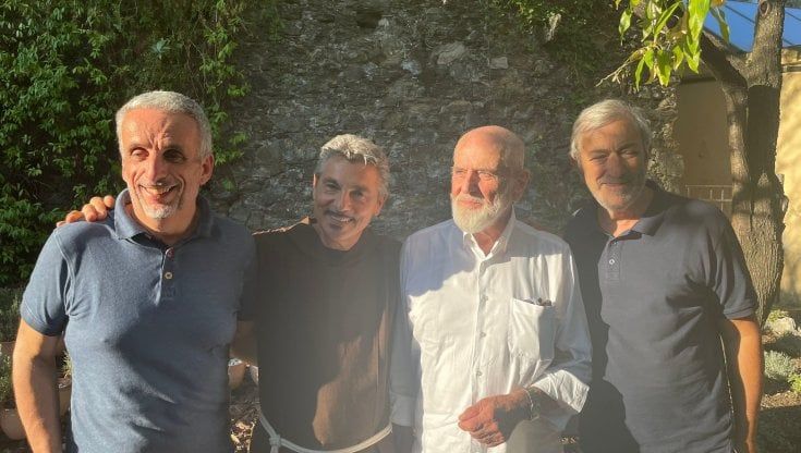 Liguria, il "Terzo Paradiso" di Pistoletto nell'orto dei frati a Monterosso