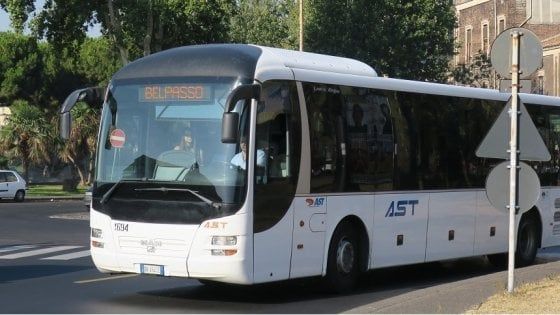 Sicilia, la manovra old style di Musumeci: tessere Ast e Uffici del turismo