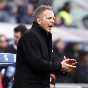 Milan, Mihajlovic di nuovo in bilico. E lui 'scherza': "Bacca scarso, Balo un ex..."