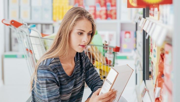 Cibo, ogni anno 9 tonnellate sprecate per la cattiva lettura dell’etichetta 