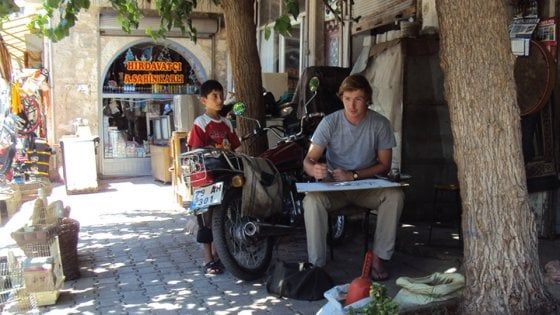 Iraq, i disegni di Butler raccontano Mosul: "E' un lento reportage sull'umanità di questa città"