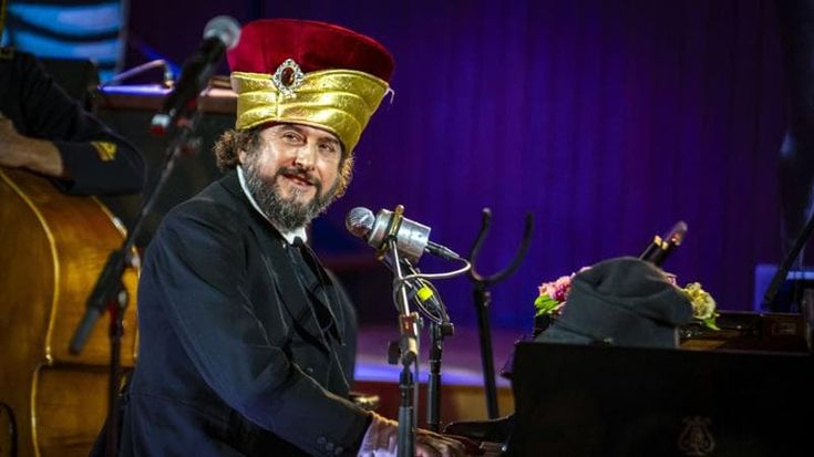“Selinunte ci ricorda la grandezza umana”. Parola di Vinicio Capossela