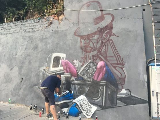 Overline jam, a Baronissi graffiti e Hip hop