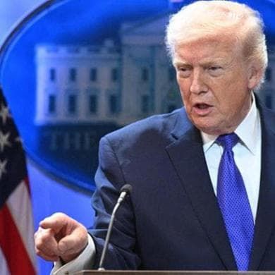 Da Armani a Moncler, la moda italiana batte cassa: “Trump ci rimborsi i dazi”