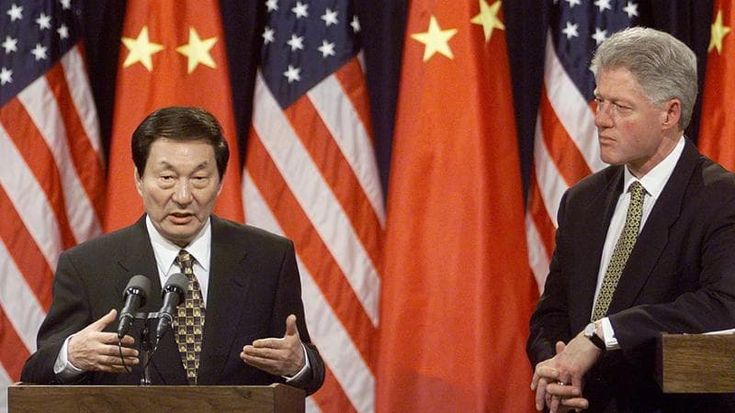 Cina, è morto l’ex premier Zhu Rongji: portò il Paese nel club delle superpotenze
