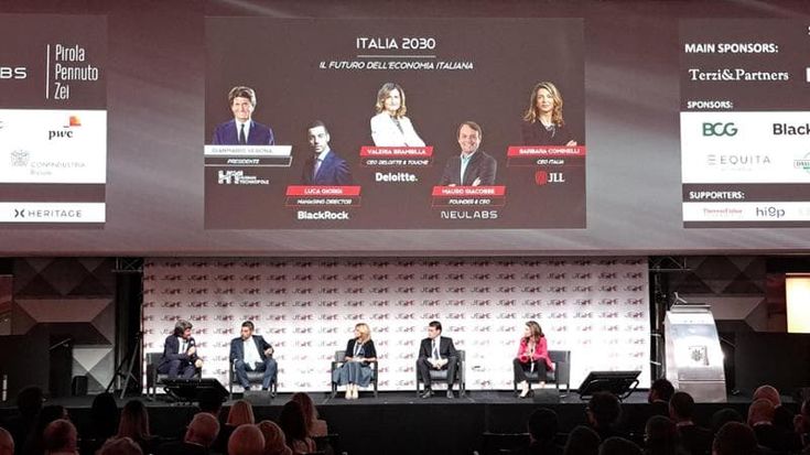 L’economia italiana nel 2030: “Rivoluzione in corso con intelligenza artificiale e sostenibilità”
