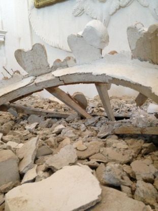 Gragnano, danni all'intonaco<br />chiude chiesa dell'anno Mille