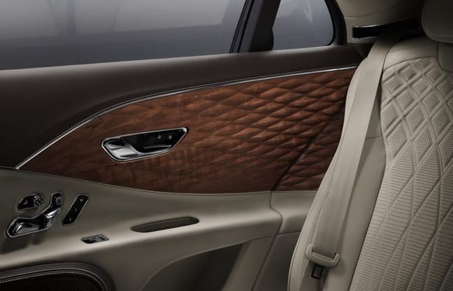 Bentley Flying Spur, il lusso in 3D