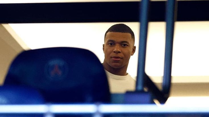 Psg, Mbappé reintegrato in rosa. Ora il rinnovo è possibile