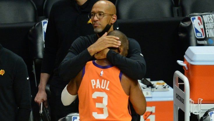 Basket, playoff Nba: Phoenix torna in finale dopo 28 anni