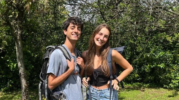 Sclerosi multipla, il viaggio di Matteo e Laima: da Roma alla Puglia a piedi per raccogliere fondi