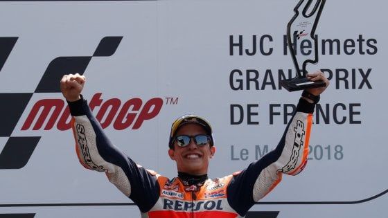 MotoGp, Francia: Marquez vince e allunga, Dovizioso ko. Petrucci e Rossi sul podio