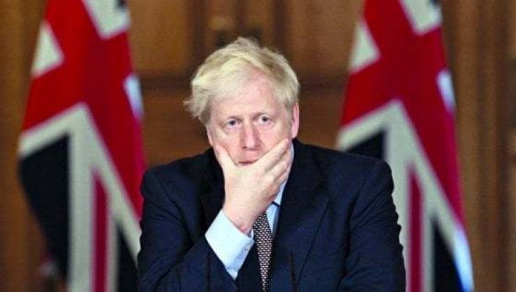 Le bugie di Johnson No Tax solo a parole, Londra alza le imposte