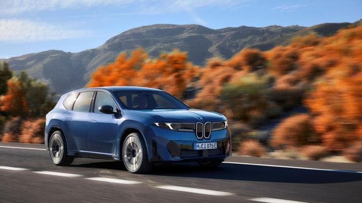 Nuova Bmw iX3, svelato il primo modello della rivoluzione Neue Klasse. Tutti i segreti
