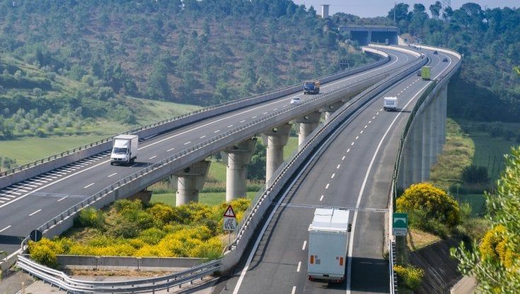 Inadempimenti sulla A12, il Gruppo Gavio fa causa allo Stato e chiede 680 milioni