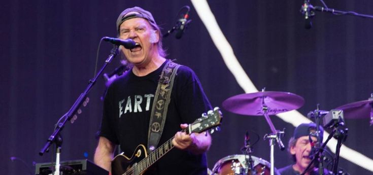 Neil Young apre gratuitamente il suo archivio online 