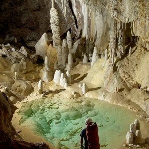 Il superbatterio trovato in una grotta che svela i segreti dell'antibiotico-resistenza