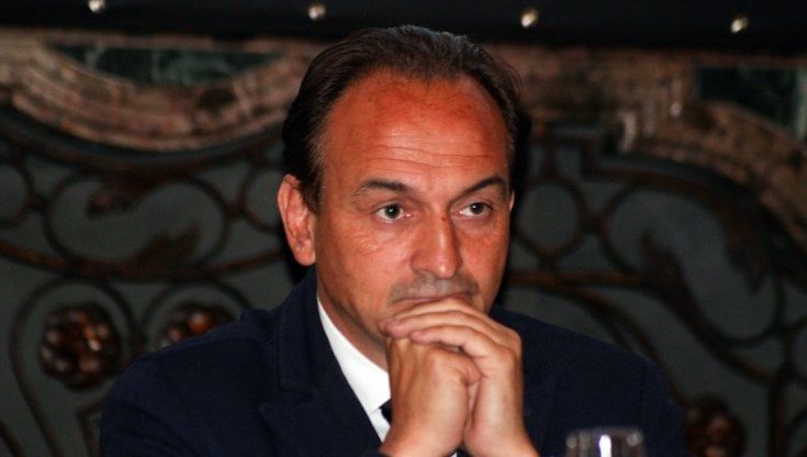 Il Pd contro il bilancio della Regione: “Più fondi per i morosi delle bollette”